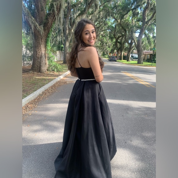 Prom Dress- Size 2 - Picture 2 of 3